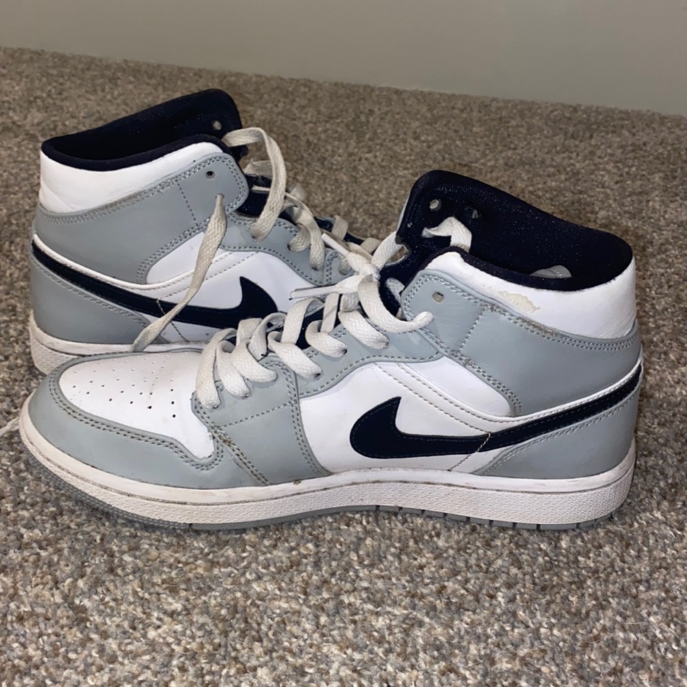 Nike Air jordan MENS 8 WOMENS 9.5